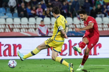 GRANICE NE POSTOJE ZA NJEGA! Poznati srpski stručnjak o Mitroviću: Može da dođe do najmanje 60 golova  (FOTO)