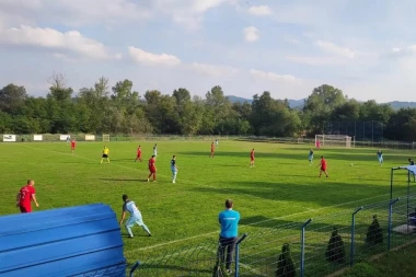 PUNE TRIBINE U KUPCIMA: Derbi sredine tabele završen podelom bodova!