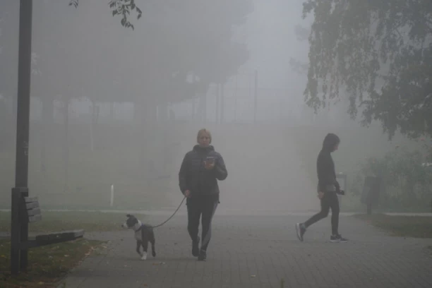 TRUJU NAS HEMIJSKIM OTROVIMA IZ VAZDUHA? Misteriozna magla preplašila narod, oglasili se i meteorolozi