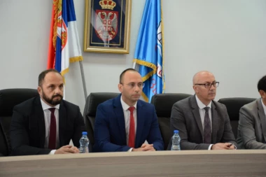 SRBI NAPUSTILI KOSOVSKE INSTITUCIJE! RAKIĆ: Podnosim ostavku na mesto ministra u tzv. Vladi u Prištini