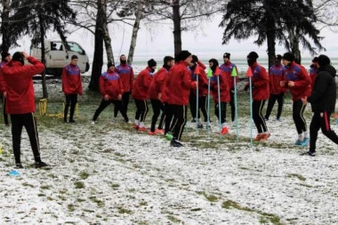 POKAZALI SMO DA MOŽEMO PODNETI VELIKI TERET: Trener Sloge iz Erdevika svestan je svih problema, ali ne gubi veru u ostvarenje velikog rezultata! (FOTO GALERIJA)