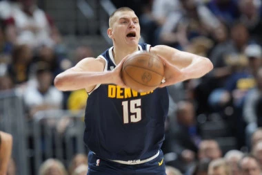 HLADAN TUŠ ZA DENVER: Jokić i društvo doživeli NEOČEKIVAN poraz!