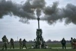 ODJEKUJU EKSPLOZIJE U MARIJUPOLJU: Masovno raketiranje 100 kilometara od fronta (VIDEO)