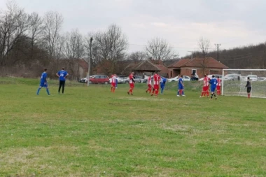 SPEKTAKL NA STADIONU ŠIROKI POTOK: Omladinac pobedio Crvenu zvezdu! (FOTO GALERIJA, VIDEO)