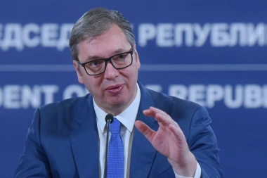 SRBIJA JE MOJ ŽIVOT! Vučić: Neću da pokleknem ni pred stranim, ni pred domaćim pritiscima (VIDEO)