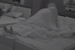 SANJA GA LOMI, A ON NI NA MRDNE! Grujićeva JAHALA Marka, on pokazao da je najbolji u pozi UMORNI KOSAČ! (VIDEO)
