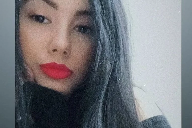 AZRA PUŠTENA IZ PRITVORA! Mora da uplati ovu sumu novca i dobija nanogicu!