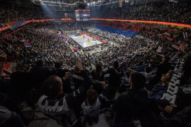 ŠTA ĆE NA OVO REĆI GROBARI? Iz Olimpijakosa poslali MOĆNU PORUKU Partizanu pred gostovanje u Štark areni!