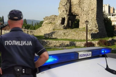 OKONČANA DRAMA U KRUŠEVCU: Muškarac se popeo na kulu zbog BIZARNOG razloga, dva sata trajalo spasavanje, podignut i dron (VIDEO)