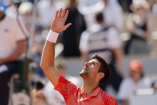 NOVAK TRLJA RUKE: Jedan od njegovih najvećih rivala ispao sa Rolan Garosa!