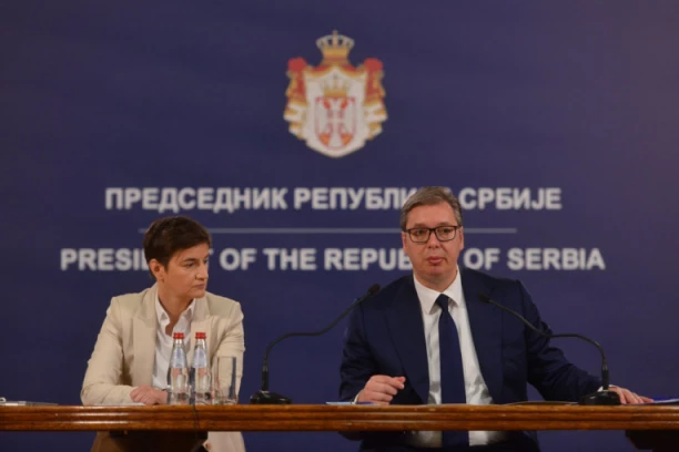SAD MI JE JASNO ZAŠTO HRVATI TOLIKO MRZE VUČIĆA! Oštra reakcija Ane Brnabić na napade: ZA RAZLIKU OD MNOGIH, ON NE MORA DA SLUŠA TUĐE NAREDBE!
