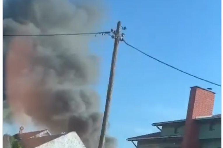 GUST DIM NAD GRADOM! Veliki požar u Kovačici! (VIDEO)