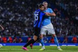 POČELO DRUGO POLUVREME: Povredio se Džeko - zamenio ga Lukaku!