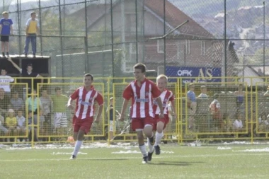 TRANSFER O KOJEM ĆE SE PRIČATI: "Klinac" crveno-belih, provereni golgeter se zbog drugarstva odlučio za niželigaša! (FOTO GALERIJA)