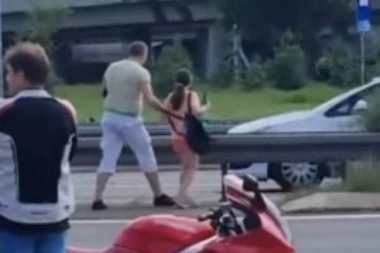 OTAC NASRED AUTO-PUTA URADIO NEŠTO NEZAMISLIVO SA ĆERKOM! Svi su užasnuti snimkom: Treba da ide na robiju! (VIDEO)