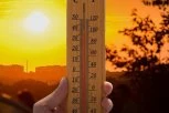 PLANETA SE "TOPI" KAO KUGLA SLADOLEDA: Broj dana sa temperaturom iznad 35 NEZAUSTAVLJIVO RASTE! Jezivo upozorenje naučnika na ono što nas čeka