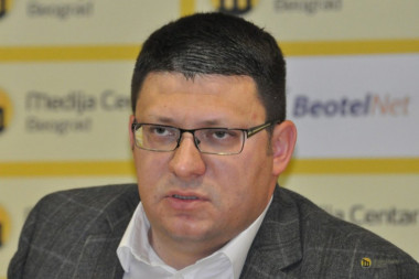 "NITI JE KOSMET NAGORNO-KARABAH NITI VUČIĆ PAŠINJAN": Đurđev poručio - PROGONA SRBA NEĆE BITI