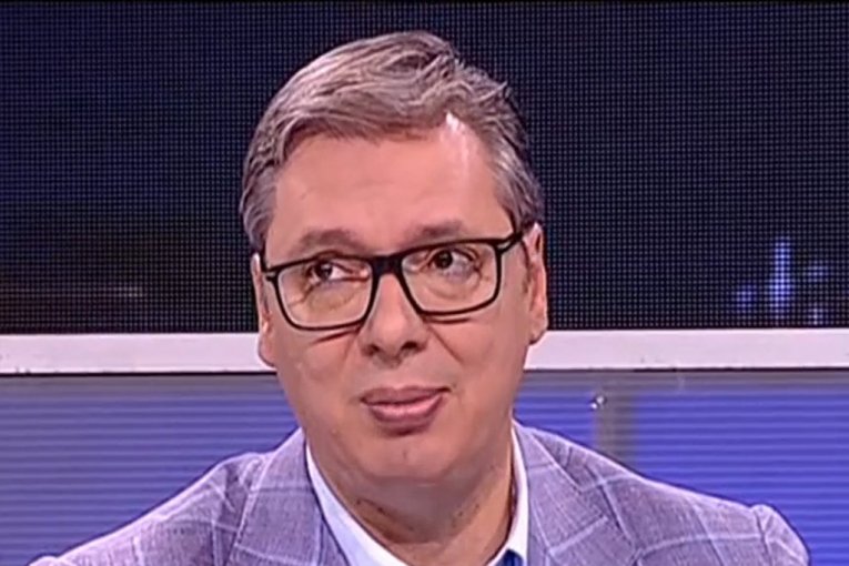 PROSEČNA PLATA ĆE DO 2025. GODINE BITI VEĆA OD 1.000 EVRA! Vučić kaže da nema razloga da se u ovo sumnja!