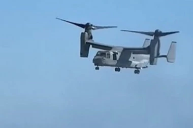 OVO JE HELIKOPTER SA AMERIČKIM VOJNICIMA KOJI SE SRUŠIO! Tri marinca POGINULA, 20 povređeno, najmanje petorica u TEŠKOM STANJU (VIDEO)