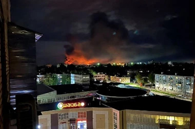 RUSI SE SVETE BEZ MILOSTI: Stravičan noćni udar na Kijev, GORELI delovi grada, broje se mrtvi i ranjeni! (VIDEO)