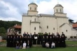 U ZNAK ZAHVALNOSTI ZA DOBRA DELA PREMA SRBIMA: Eparhija mileševska dodelila orden Belog Anđela Prvog reda sestrinstvu manastira Sveta Lidija iz Asprovalte!