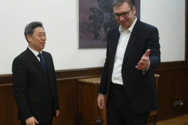 "ZAHVALAN SAM KINI I RADUJEM SE SKOROM SUSRETU SA SIJEM!" Predsednik Vučić se sastao sa članovima Komunističke partije Kine! (FOTO)