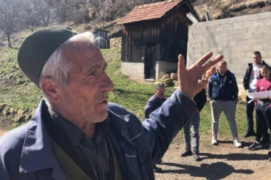 BRANIĆEMO NAŠU ŠUMU I ŽIVOTOM, AKO TREBA! Drama zbog šume u selu kod Nove Varoši: Meštani DECENIJAMA vode spor oko svoje imovine! (FOTO)