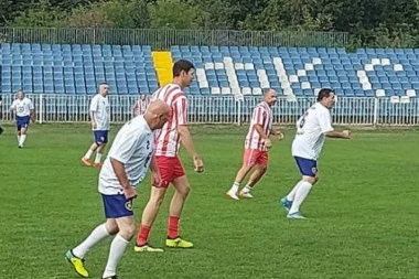 JOŠ JEDNOM SU POKAZALI DA SU MAJSTORI SVOG ZANATA: Pukla petarda - Crvena zvezda demonstrirala moć! (FOTO GALERIJA)