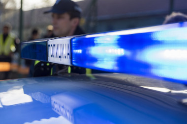 PROVOCIRAO, PA PESNIČIO POLICAJCA NAKON ŠTO JE IZVADIO ZNAČKU! Najnoviji detalji brutalnog napadu na Vračaru - nasilnik sve priznao!