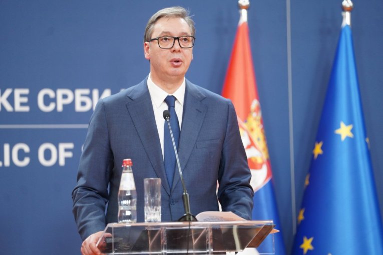 VUČIĆ KRIV I ZA RASPAD JUGOSLAVIJE!? Đilas i njegovi mediji prevazišli sebe u glupostima!