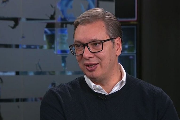 PREDSEDNIK VUČIĆ PODELIO SNIMAK IZ DETINJSTVA NA TIKTOKU: Šta je poručio o prijateljstvu? (VIDEO)