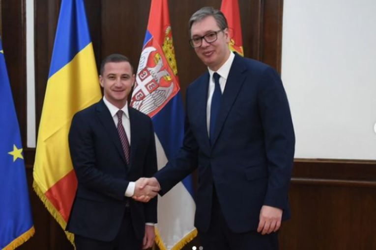 VUČIĆ SA SIMONISOM: Cenimo to što je Rumunija ostala pri stavu nepriznavanja tzv. Kosova! (FOTO)