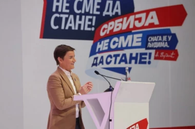 ANA BRNABIĆ U PIROTU SA MAJKOM! Objavila sliku pa poručila: Ovde smo zajedno kao podrška PORODICI VUČIĆ