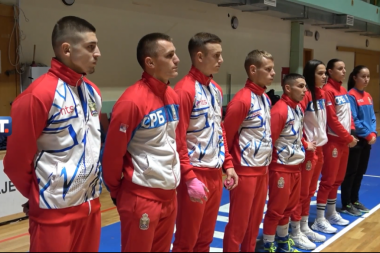 SRPSKI BOKSERI I BOKSERKE SPREMI ZA EP DO 22 GODINE: Idemo u Budvu PO MEDALJE! (FOTO +VIDEO)
