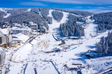 POZNAT TAČAN DATUM! Evo kada počinje prijava za turističke vaučere: MNOGO JE NOVINA, a evo ko sve može da se prijavi!