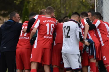 DIREKTAN OKRŠAJ REŠAVA PITANJE JESENJEG ŠAMPIONA: Sinđelić iz Lipnice ugostiće tim Mladosti iz Donje Borine!