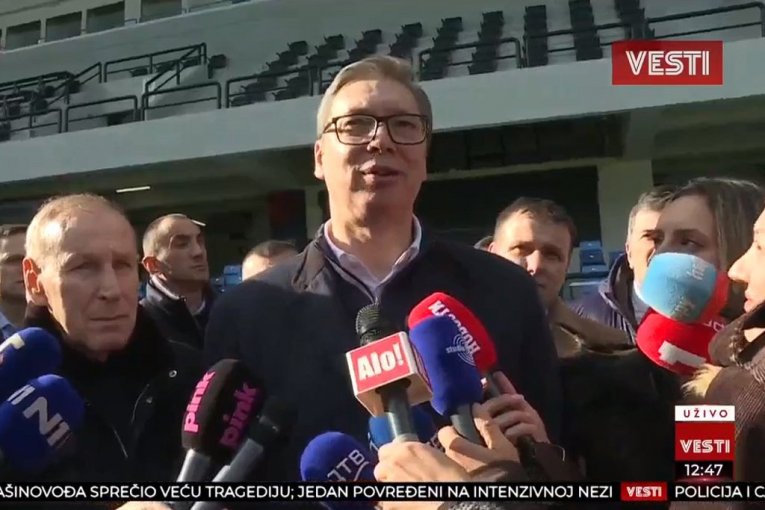 PREDSEDNIK VUČIĆ NA NOVOIZGRAĐENOM STADIONU "LAGATOR": "Nije sve crno i strašno u našoj Srbiji, danas smo svi PONOSNI"