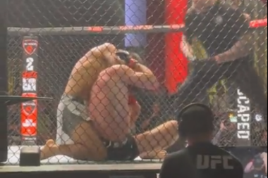 UROŠ MEDIĆ PORAŽEN NA UFC FAJT NAJTU: Doktor nije uspeo da se izvuče iz gušenja u drugoj rundi
