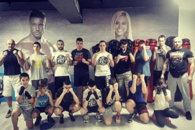 BRDO POSVEĆENOSTI, ZNANJA I BOKSA: Egzotični savate i sandu! Trener Ivan: Potrebna je samo dobra volja, srušili bi Evropu u sanda boksu!