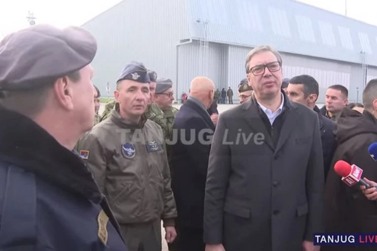 ŠTO SE BUNE ŠTO SE NAORUŽAVAMO? Vučić odgovorio na ključno pitanje: Vojno smo neutralna zemlja, snaga nam je mnogo veća, svi su u NATO, mi nismo!
