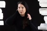 "NOS ĆE MI BITI OGROMAN, IZ BRADE ĆE RASTI VELIKA DLAKA": Marina Abramović se sprema da živi 120 godina, ovako sebe zamišlja u budućnosti!