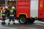 POŽAR U NIŠU JOŠ UVEK NIJE UGAŠEN! Trenutno na terenu 17 vatrogasaca sa šest vozila - vatra gori preko 48 časova!