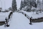 ŠOK PRIZOR U NAJHLADNIJEM GRADU U SRBIJI: Ljudi trljali oči kad su ugledali OVO u snegu! (FOTO)