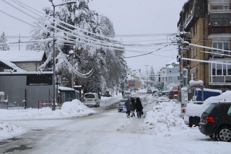 U OVOM GRADU JUTROS IZMERENO - 15 STEPENI! Temperaturna razlika bila 22 stepena!