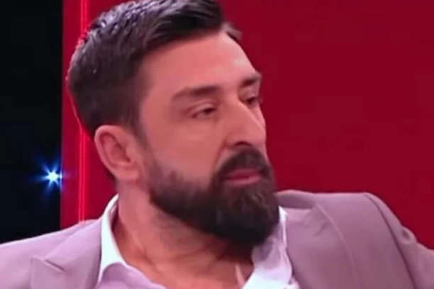 "AMIDŽI ŠOU" SKLONJEN S PROGRAMA: Emisija Ognjena Amidžića neće biti emitovana u svom redovnom terminu, ovo je RAZLOG!