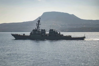 BURNO U CRVENOM MORU: Američke snage uništile tri pomorska drona