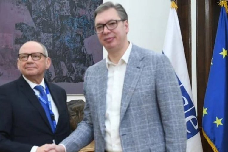 "SRBIJA JE POSVEĆENA UNAPREĐENJU IZBORNOG PROCESA": Vučić se sastao sa predstavnicima ODIHR (FOTO)