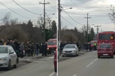 STRAVIČNI PRIZORI KOD OBRENOVCA - STRADALA JEDNA OSOBA! Prolaznici se masovno zaustavljaju kod slupanih automobila - stvaraju se velike gužve!