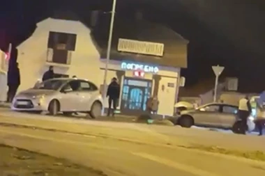 SUDAR DVA AUTOMOBILA U NOVOM SADU: Saobraćaj ovom deonicom puta odvija se otežano!