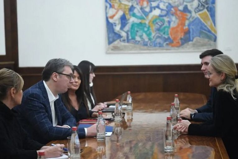 VUČIĆ SA VIOLOM FON KRAMON: "Razgovarali smo o izborima u Srbiji i evropskom putu!" (FOTO)